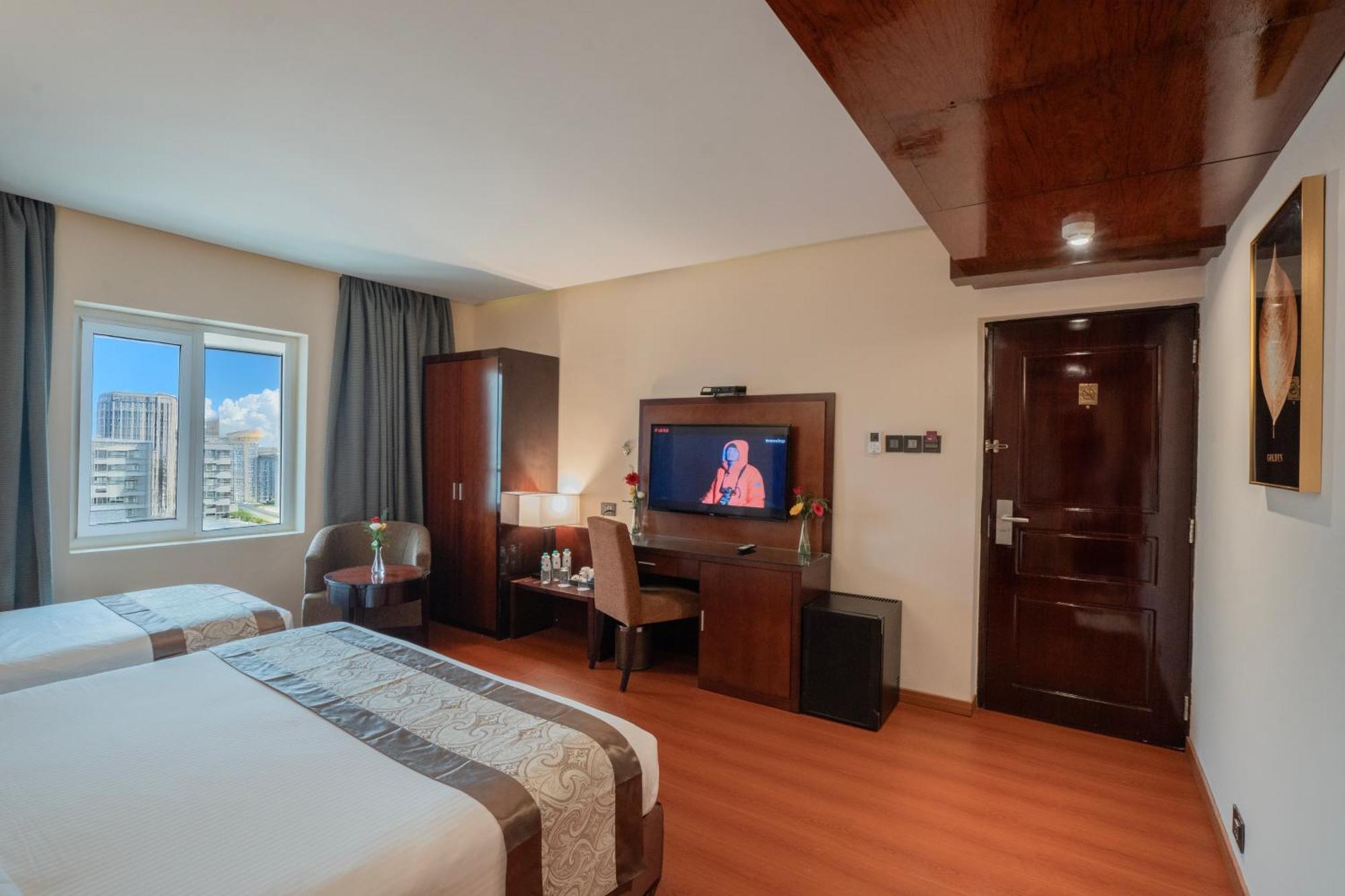 Park Avenue Hotel Nungambakkam Madras Buitenkant foto